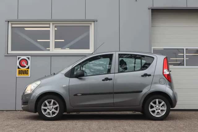 Suzuki Splash (2011) thumbnail 2