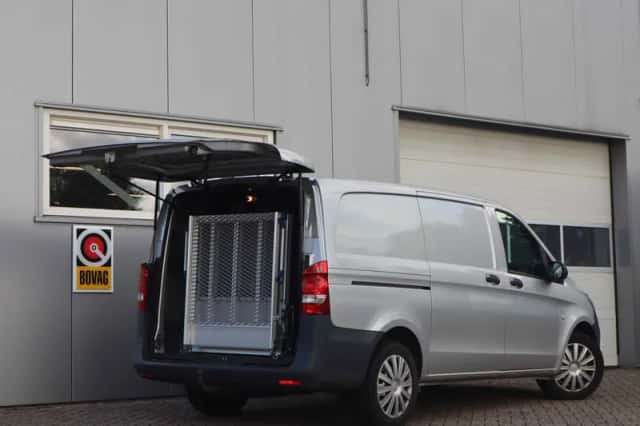 Mercedes-Benz Vito (2015) thumbnail 5