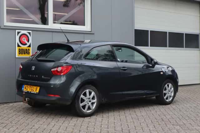 SEAT Ibiza (2012) thumbnail 6