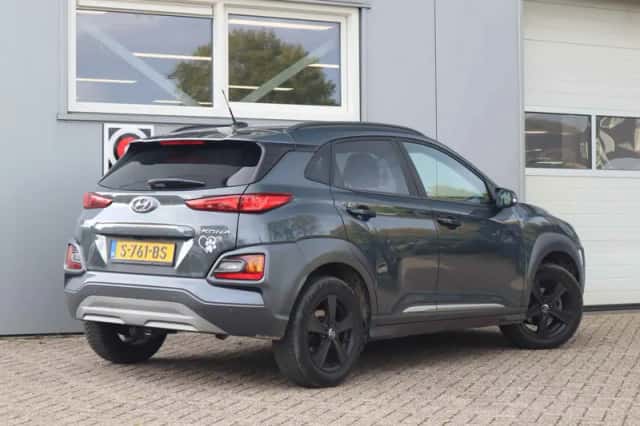 Hyundai Kona (2020) thumbnail 2