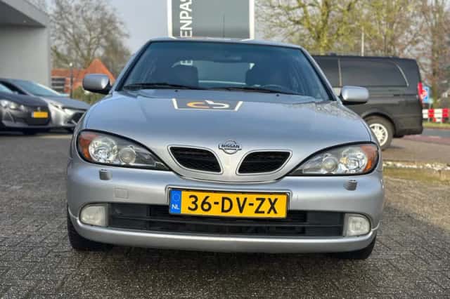 Nissan Primera (2000) thumbnail 2