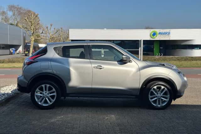 Nissan Juke (2017) thumbnail 3