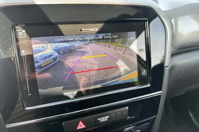 Suzuki Vitara (2017) thumbnail 6