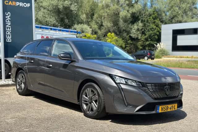 Peugeot 308 (2023) thumbnail 5
