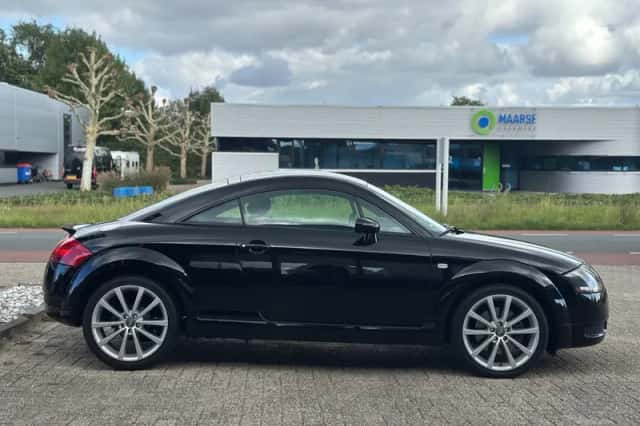 Audi TT (1999) thumbnail 4