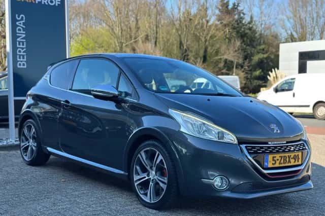 Peugeot 208 (2014) thumbnail 1