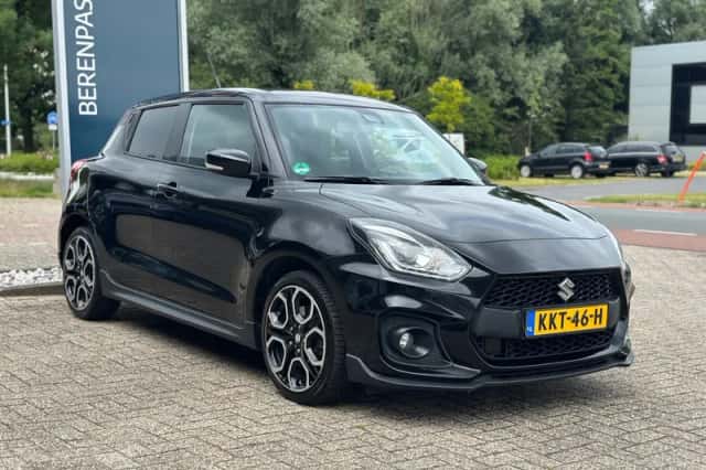 Suzuki Swift (2021) thumbnail 1