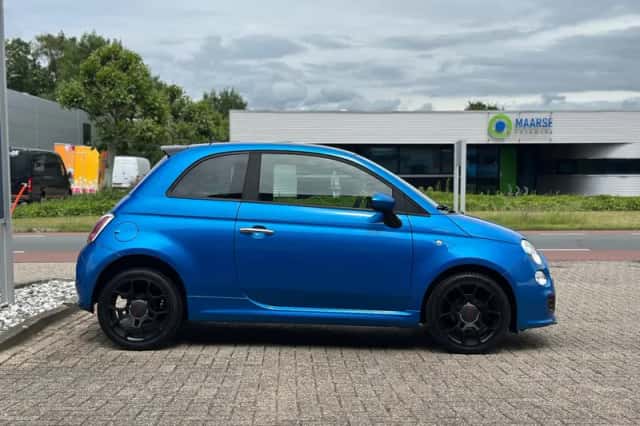 Fiat 500 (2015) thumbnail 3