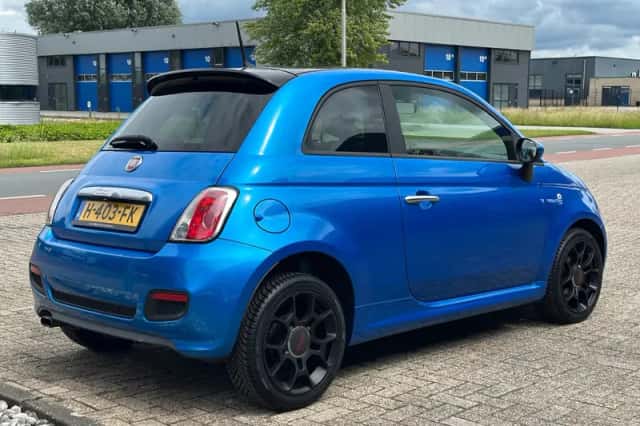 Fiat 500 (2015) thumbnail 4