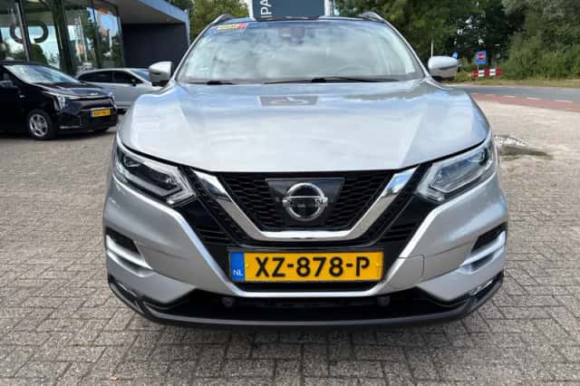 Nissan Qashqai (2019) thumbnail 2
