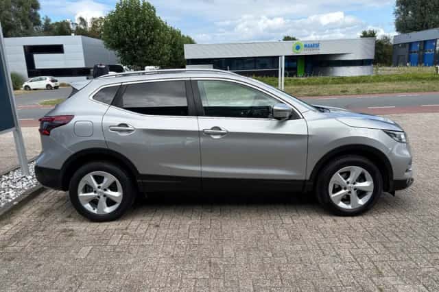 Nissan Qashqai (2019) thumbnail 4