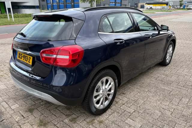 Mercedes-Benz GLA-Klasse (2016) thumbnail 5