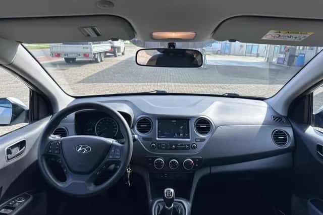 Hyundai i10 (2019) thumbnail 3