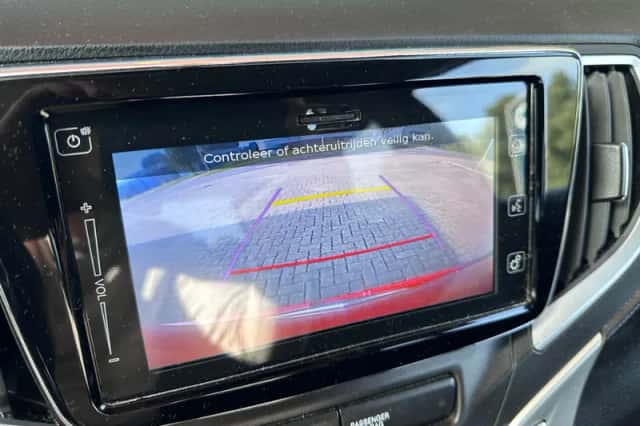 Suzuki Baleno (2019) thumbnail 4