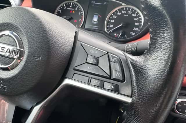 Nissan Micra (2019) thumbnail 6