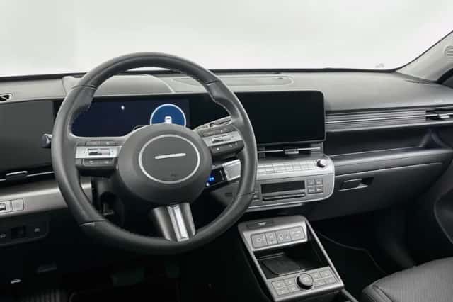 Hyundai Kona (2024) thumbnail 3