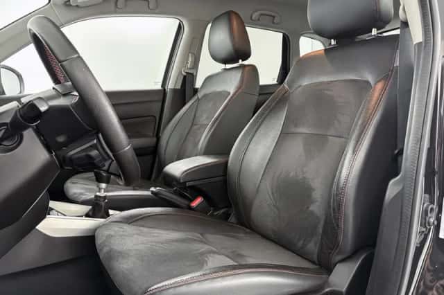 Suzuki Vitara (2018) thumbnail 4
