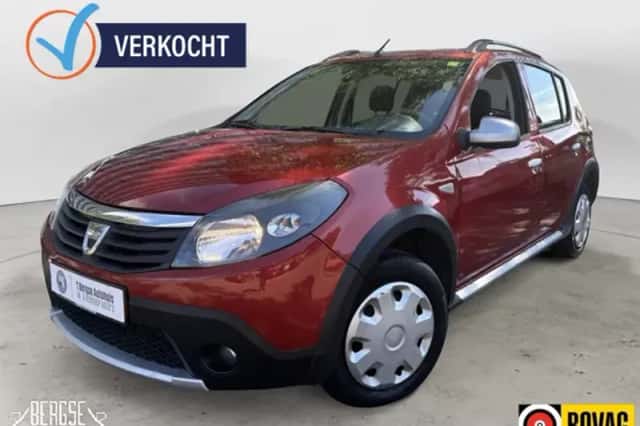 Dacia Sandero (2011) thumbnail 1
