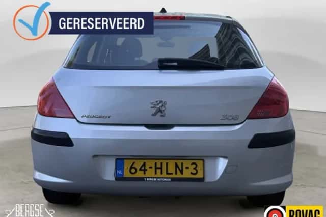 Peugeot 308 (2009) thumbnail 6