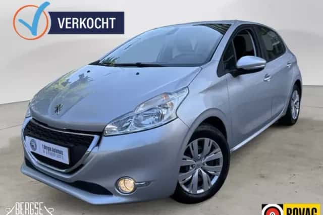 Peugeot 208 (2013) thumbnail 1