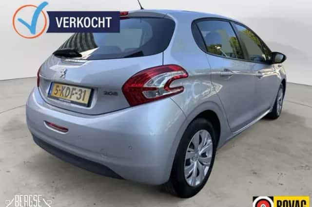 Peugeot 208 (2013) thumbnail 3