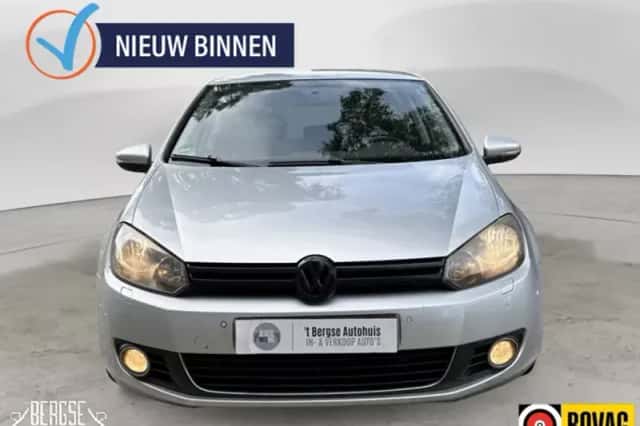 Volkswagen Golf (2008) thumbnail 5