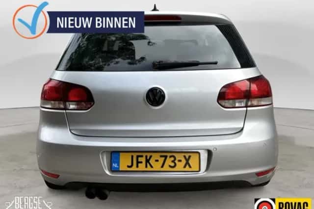 Volkswagen Golf (2008) thumbnail 6