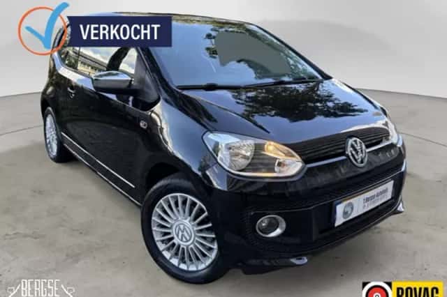 Volkswagen Up! (2012) thumbnail 4