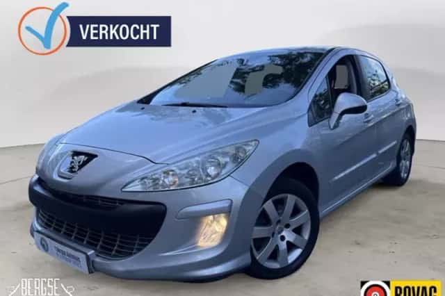 Peugeot 308 (2010) thumbnail 1