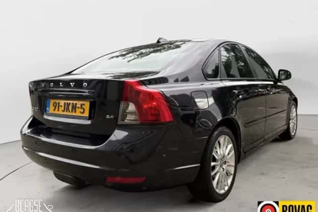 Volvo S40 (2009) thumbnail 3