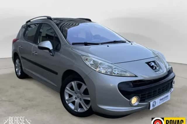 Peugeot 207 (2008) thumbnail 4