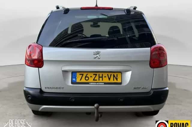 Peugeot 207 (2008) thumbnail 6