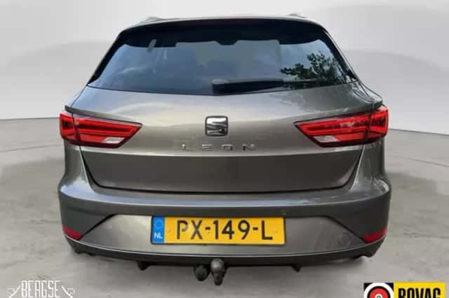 SEAT Leon (2017) thumbnail 6