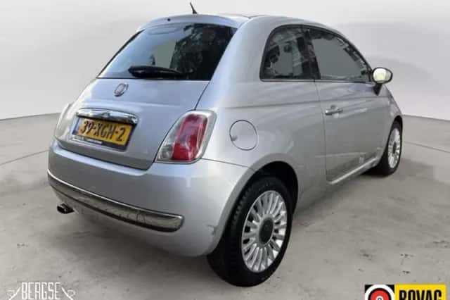 Fiat 500 (2011) thumbnail 3