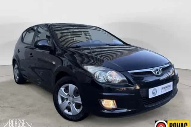 Hyundai i30 (2010) thumbnail 4