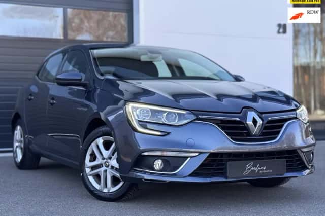 Renault Mégane (2018) thumbnail 1