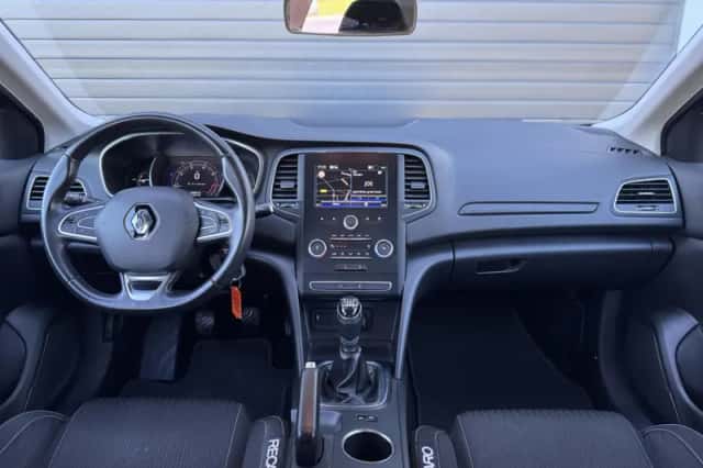 Renault Mégane (2018) thumbnail 5