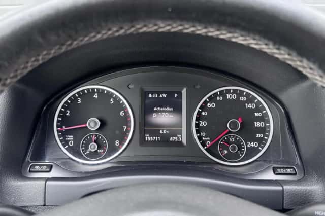 Volkswagen Tiguan (2015) thumbnail 6