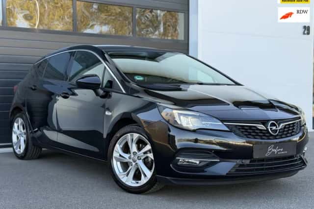 Opel Astra (2020) thumbnail 1