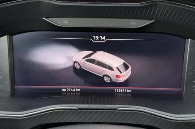 Škoda Superb (2020) thumbnail 6
