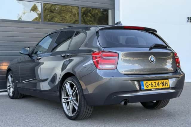 BMW 1-Serie (2012) thumbnail 2