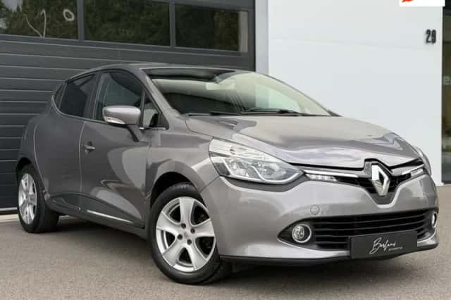 Renault Clio (2016) thumbnail 1