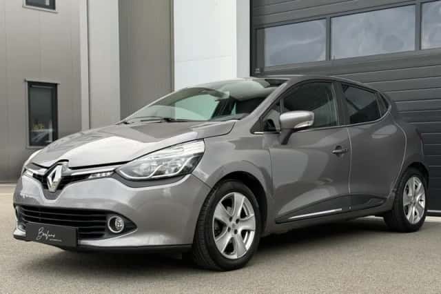 Renault Clio (2016) thumbnail 3