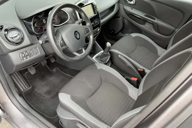 Renault Clio (2016) thumbnail 5