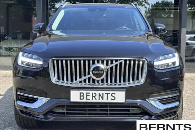 Volvo XC90 (2021) thumbnail 2