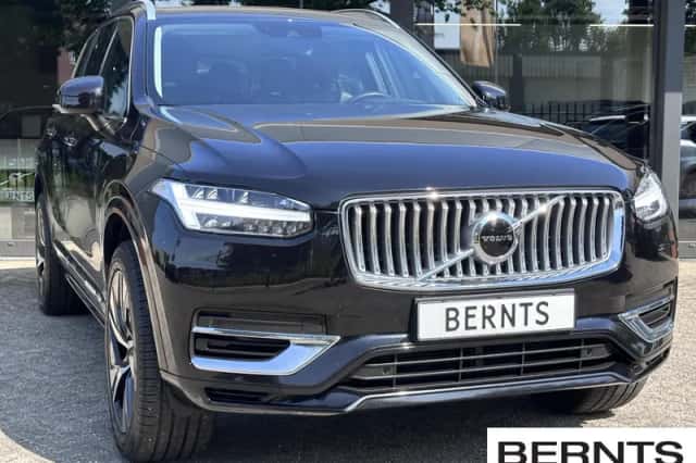 Volvo XC90 (2021) thumbnail 3