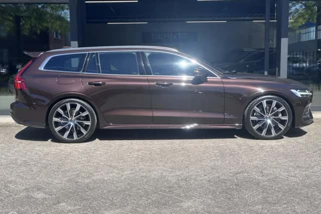 Volvo V60 (2019) thumbnail 5