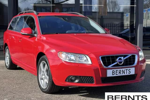 Volvo V70 (2012) thumbnail 3