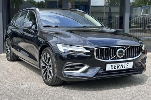 Volvo V60 (2022) thumbnail 4
