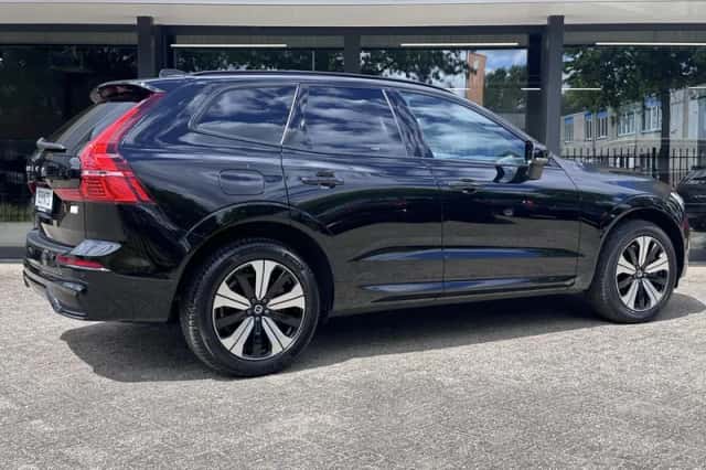 Volvo XC60 (2023) thumbnail 6